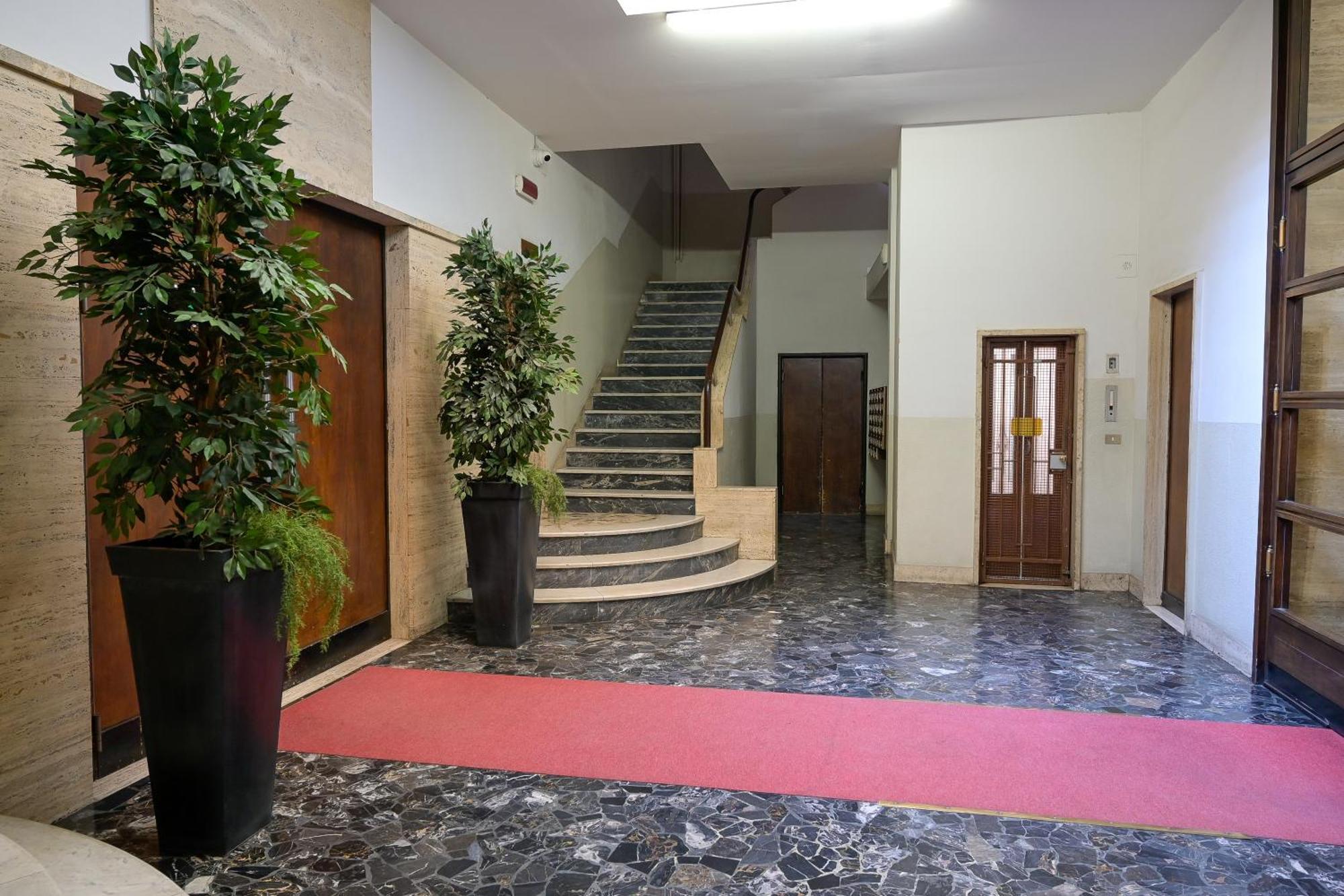 Апартаменты Tuliphouse Da Davide Болонья Экстерьер фото